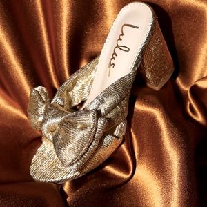 Lulus Gold Knotted Bow Heels